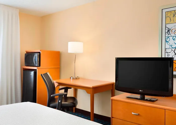 Fairfield & Worth Drive Hotel