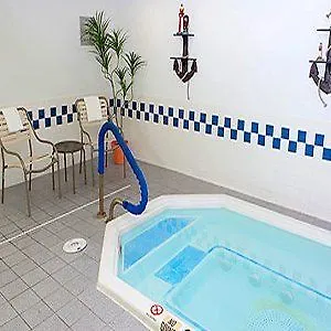 Hotel Fairfield & Worth Drive